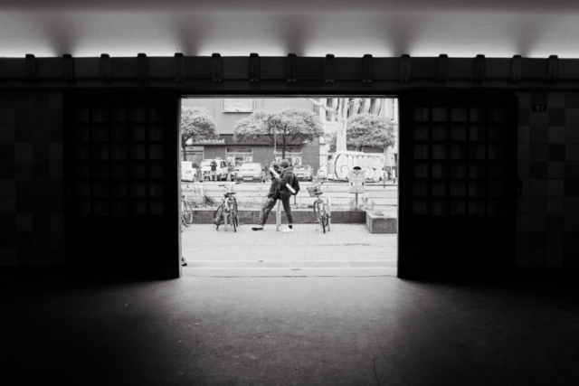 Black and white photo street photography Berlin nollendorfplatz